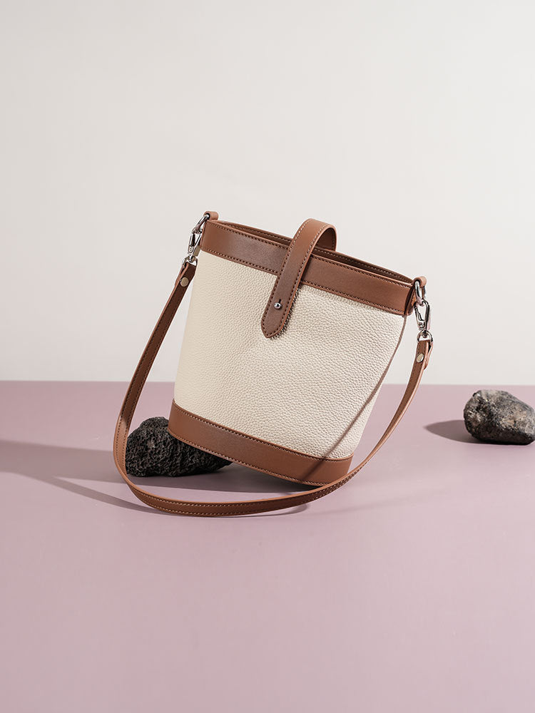 Oversized Tote Bag Fashionable Minimalist Design with Versatile Patterns for Commuting and Everyday Use