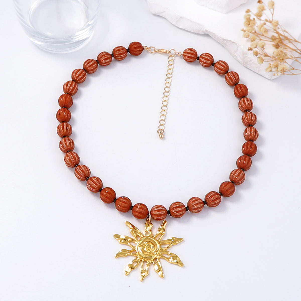 Stylish Minimalist Alloy Sunflower Pendant Necklace with Beads - Perfect Everyday Jewelry for Work and Casual Outfits