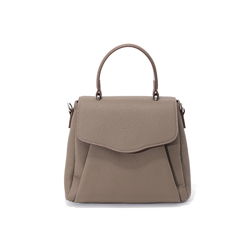 Small Batch Design Shoulder Bag for Commuting, Versatile Vintage Crossbody Bag with Genuine Leather, Large Capacity Handbag