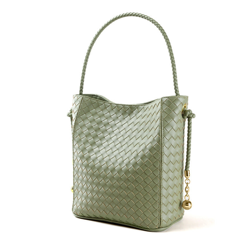 Chic Women's Leather Tote Bag Cowhide Bucket Bag for Everyday Commuting Spacious Weave Design for Work and Play