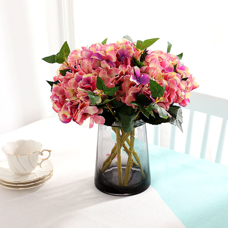 Lifelike Hydrangea Decor -  Artificial Wedding Flowers for Elegant Bridal Arrangements, Perfect for California Weddings and Event Decorations