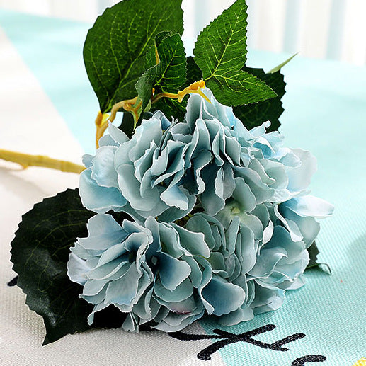 Lifelike Hydrangea Decor -  Artificial Wedding Flowers for Elegant Bridal Arrangements, Perfect for California Weddings and Event Decorations