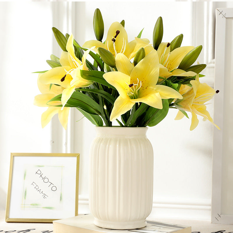 Realistic Artificial Single-Stem 3-Head PVC Lily -  Quality Faux Flowers for Wedding and Home Decor, Luxurious Plastic Floral Arrangement