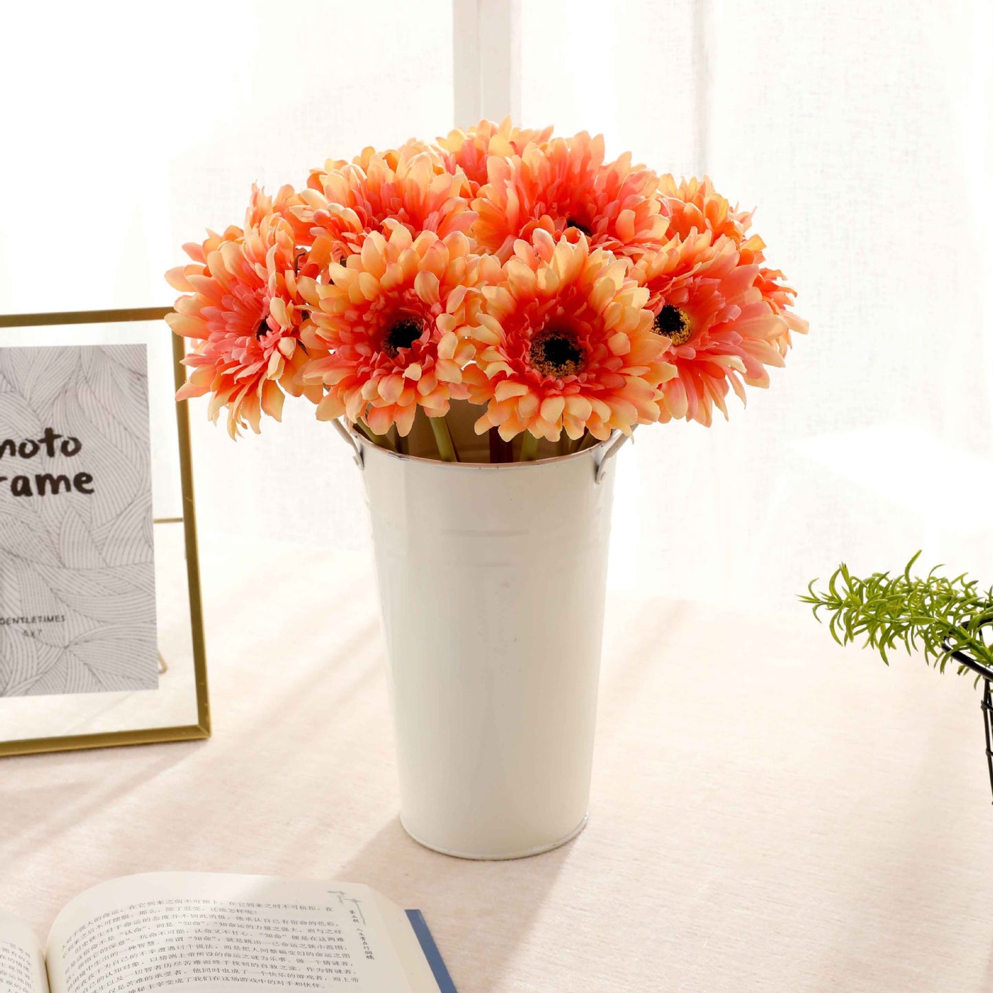 Realistic Faux Daisy & African Daisy Stem - Elegant Decorative Flower for Home Décor and Festive Celebrations