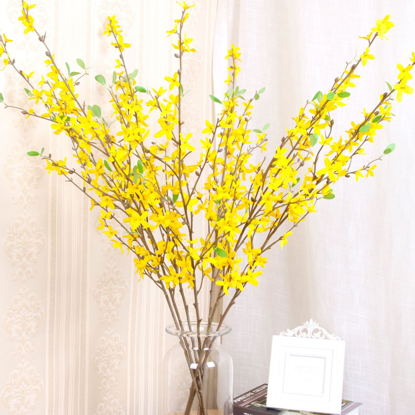 Realistic Artificial Spring Flowers - Single Stem Decorative Faux Silk Flowers for Home and Living Room Centerpiece - Perfect for Table Decor and Lasting Beauty