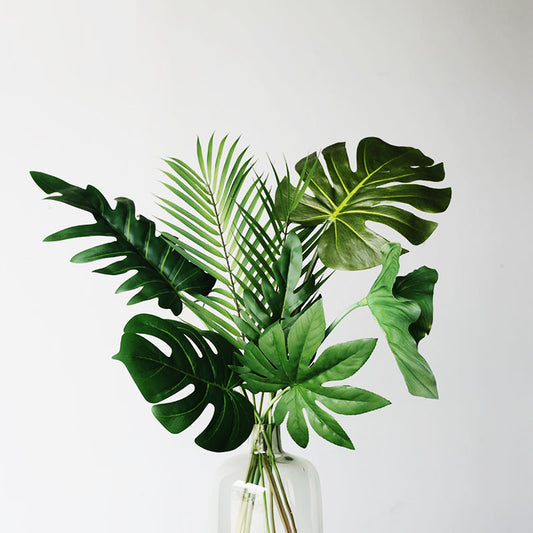 Realistic Monstera Leaf Decor – Gold and Green Faux Plants for Nordic-Style Home Decoration, Perfect for Background Walls and Party Accents