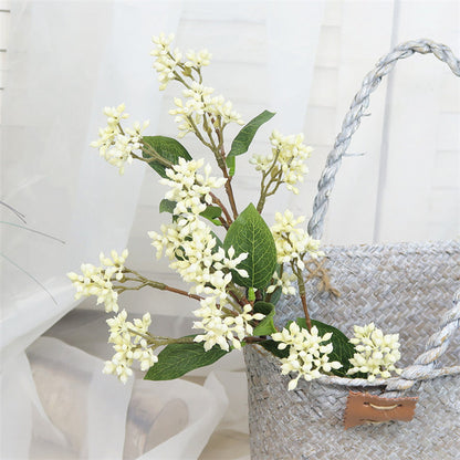 High-Quality Nordic Faux Berry Plastic Flowers - Japanese Wild Fruit Decor for Weddings and Home Styling - Perfect for Floral Arrangements and Elegant Centerpieces