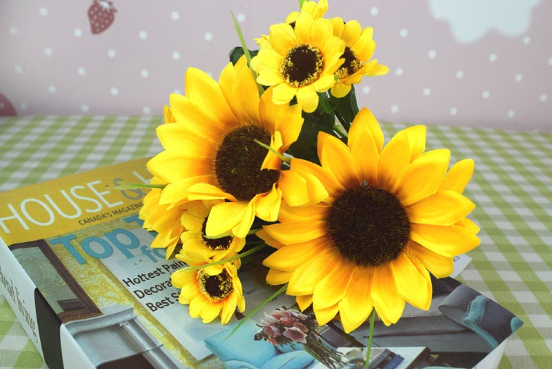 Realistic Sunflower Decorative Faux Flowers for Home Décor – Perfect for Weddings and Events – Vibrant Artificial Sunflower Plants