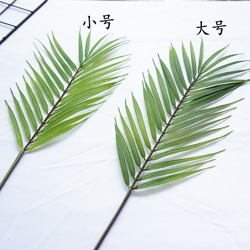 Lifelike Artificial Palm Leaves - Tropical Foliage for Weddings, Photography Props, and Floral Arrangements - Single Leaf Duplication for Enhanced Aesthetic Appeal