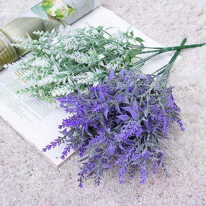 Realistic Lavender Faux Flowers Bunch - 7 Branches with 35 Sprigs | Perfect for Home Decor, Soft Furnishings, Scenic Landscapes, Wedding Celebrations, and Photography Props