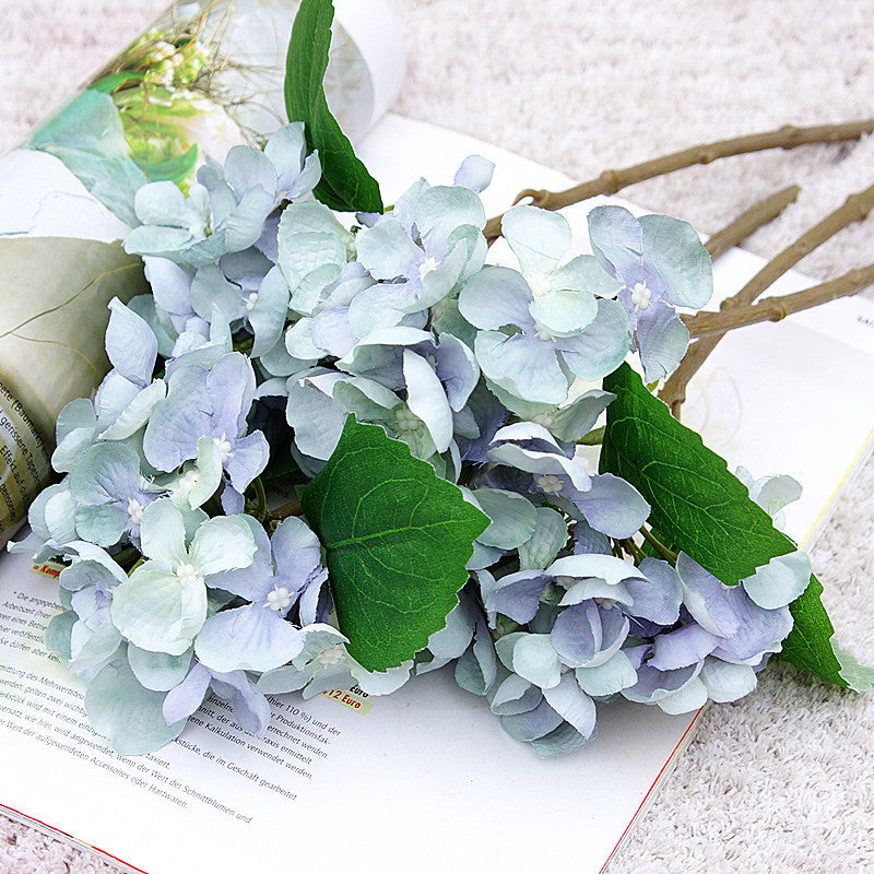 Realistic Miniature Hydrangea Flower Arrangement – Perfect for Home Décor, Wedding Decorations, and Photography Props with Durable Silk Flowers in Charming Peanut Shell Design