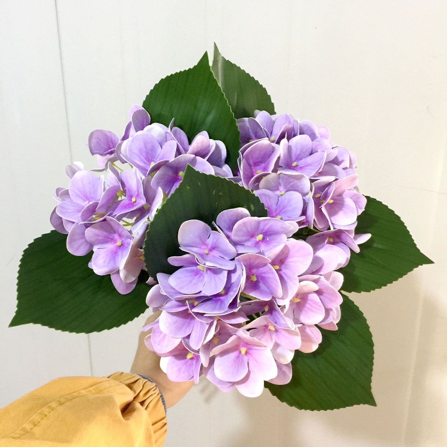 Realistic 3D Hydrangea Artificial Flowers - Perfect Home, Hotel, and Mall Décor, Ideal for Weddings and Photography Props