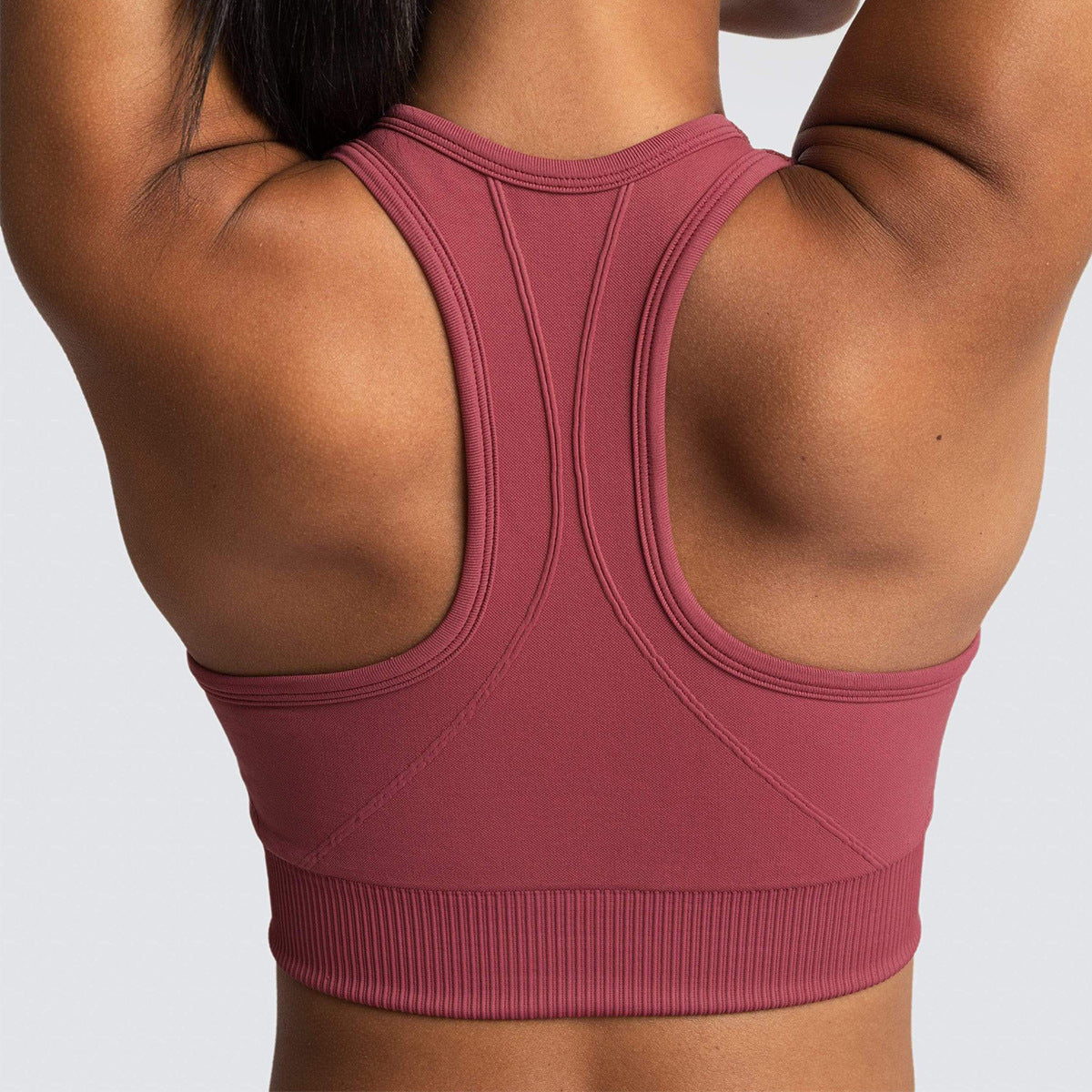 Seamless Wireless Breathable Yoga Tank Top Running Sports Bra Plus Size Supportive Activewear with Beautiful Back Design