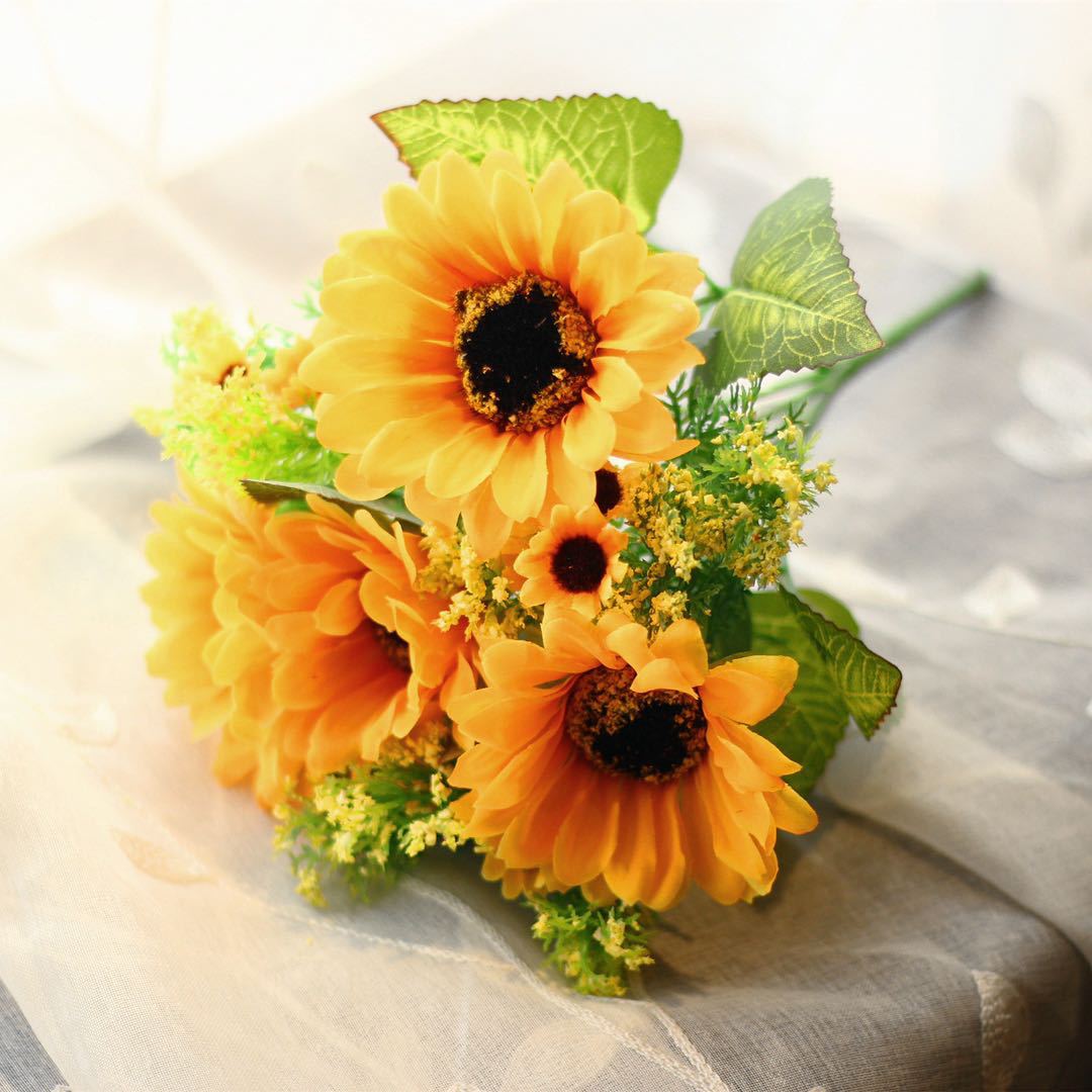 Realistic Faux Sunflowers for Weddings and Home Decor - Charming Artificial Flower Bouquets for Lasting Beauty