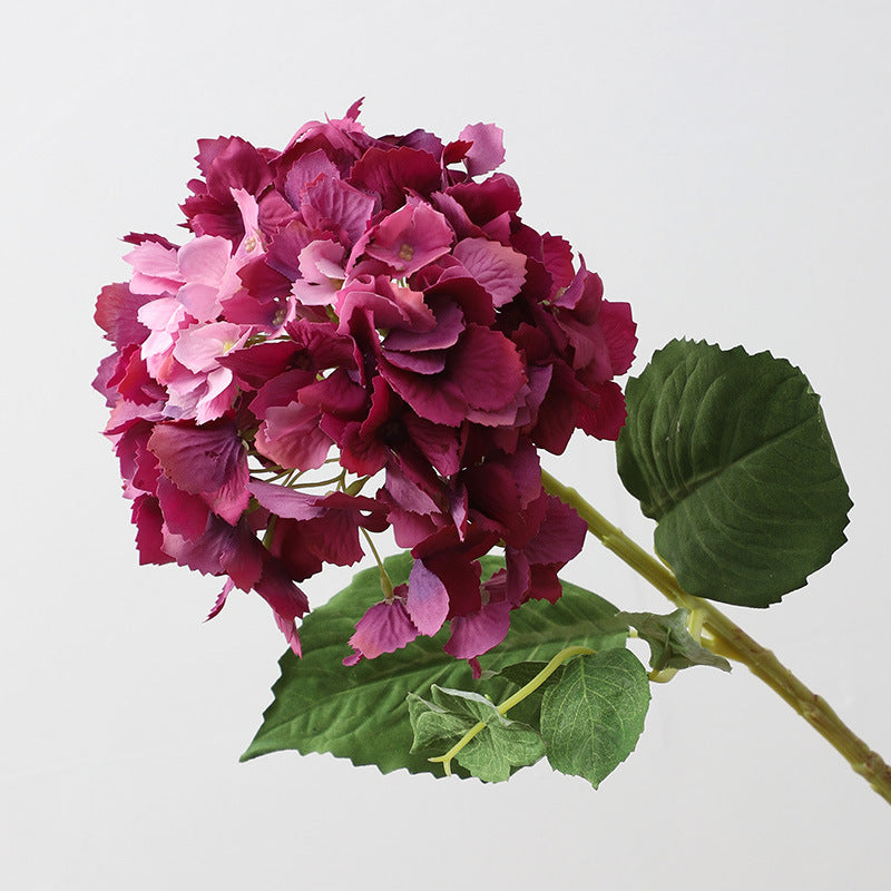 Realistic Touch Hydrangea for Wedding Celebrations - Lifelike Artificial Flower Décor and Home Planter for Timeless Elegance in Your Special Day