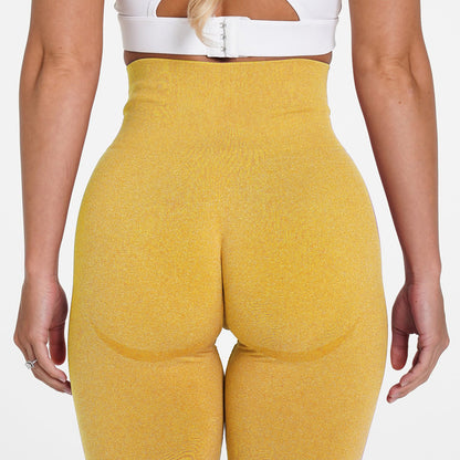 Summer Fashion Seamless Yoga Shorts for Women High Waisted Breathable and Workout Leggings for Fitness Enthusiasts