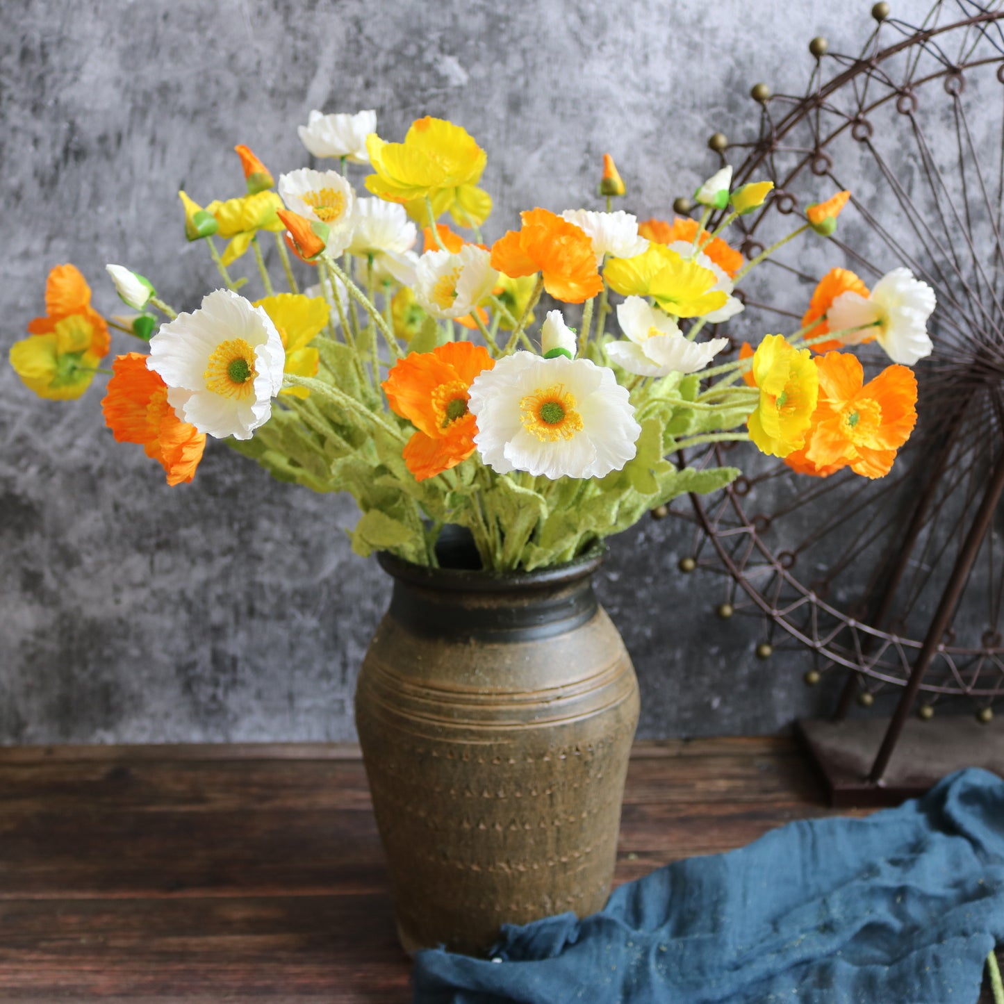 Stunning Icelandic Poppy Silk Flowers for Weddings - 4-Pronged Flower Arrangements Perfect for Aisle Decor and Elegant Floral Walls