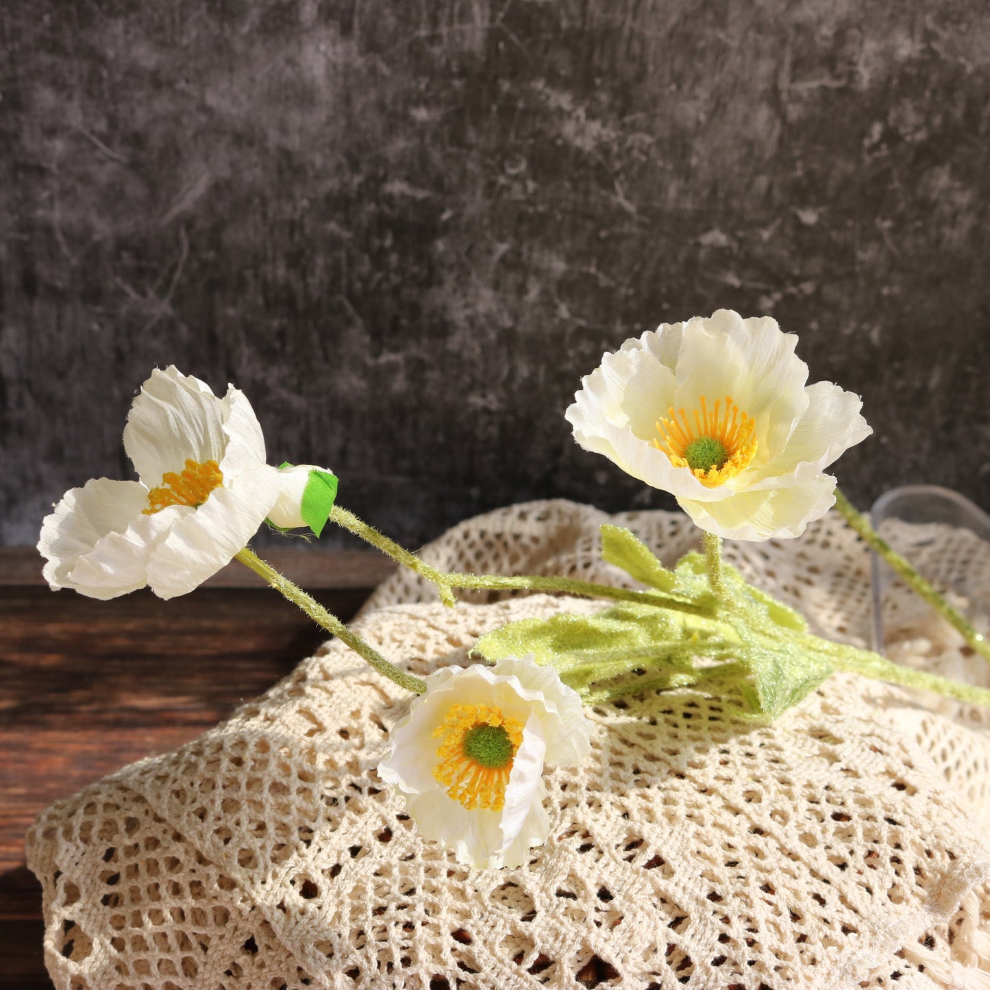 Stunning Icelandic Poppy Silk Flowers for Weddings - 4-Pronged Flower Arrangements Perfect for Aisle Decor and Elegant Floral Walls