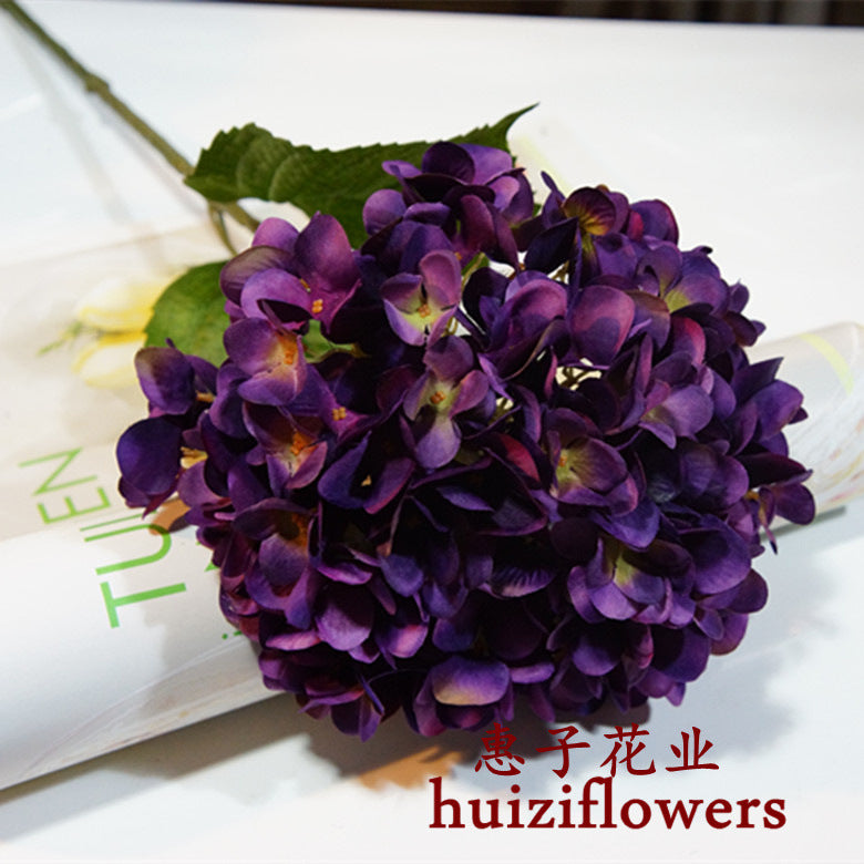 Stunning Faux Hydrangea – Perfect for Weddings, Home Decor, and Photography Backdrops – Beautifully Crafted Silk Flowers for Lasting Elegance