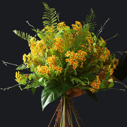 Stunning Triple-Head Geraldton Wax Flower - Realistic Australian Waxflower Faux Floral Arrangement for Elegant Living Room Décor and Hotel Styling