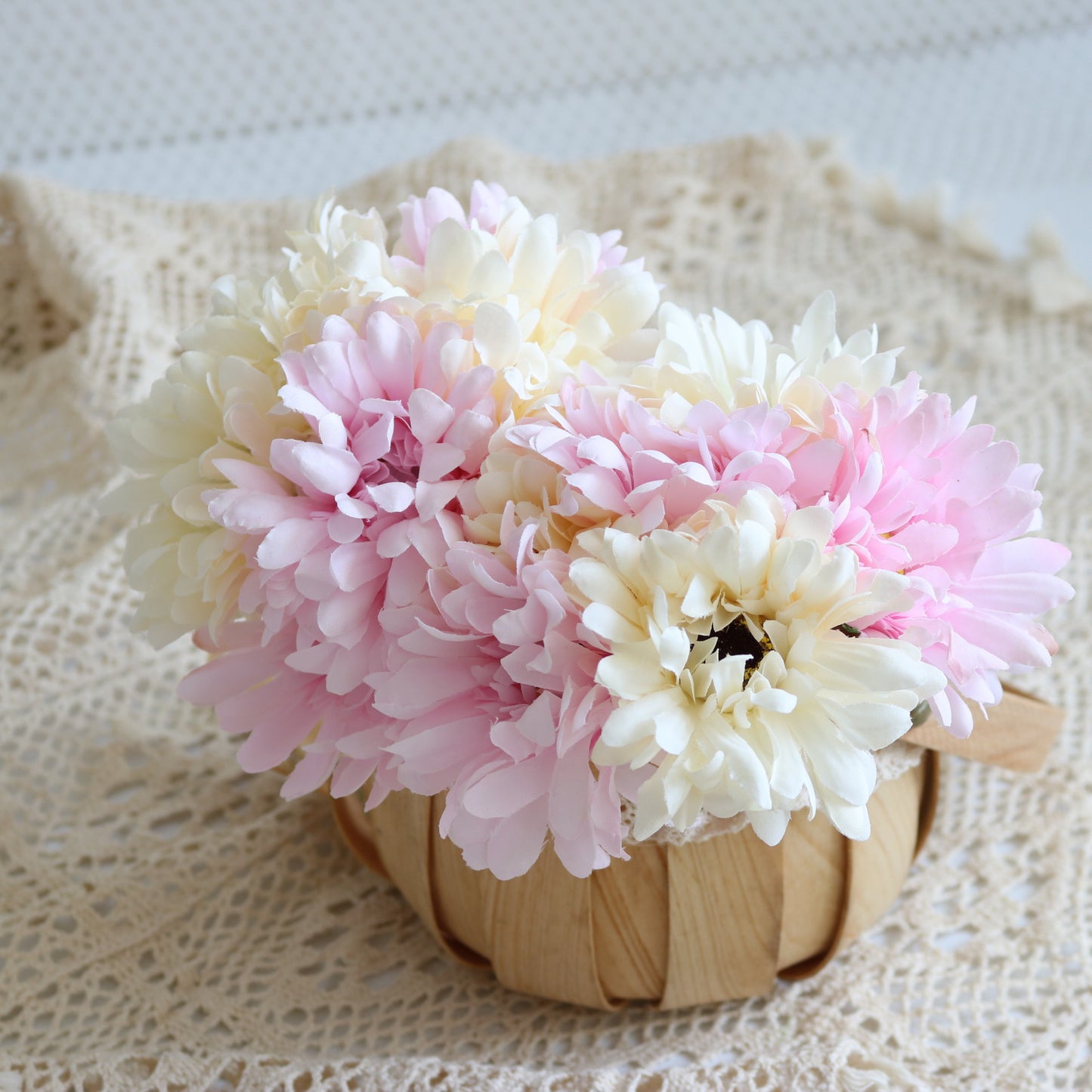 Realistic African Daisy Silk Flowers - Elegant Desktop Décor for Home and Office - Perfect for Year-Round Decoration and Gifting