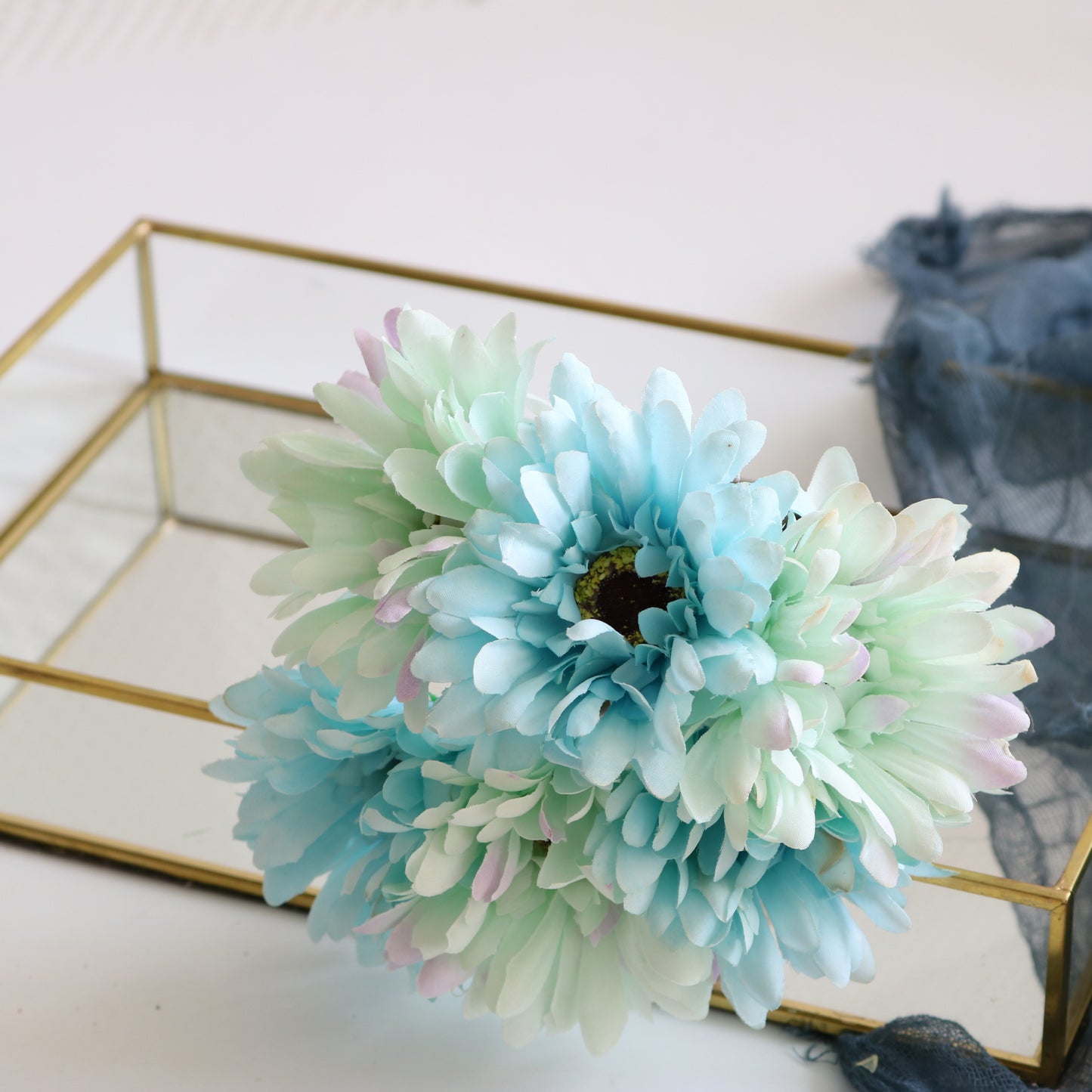 Realistic African Daisy Silk Flowers - Elegant Desktop Décor for Home and Office - Perfect for Year-Round Decoration and Gifting