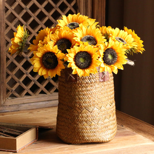 Elegant Vintage-Style Faux Sunflower Bouquet - Realistic Silk Flower Arrangement for Living Room Decor and Wedding Celebrations