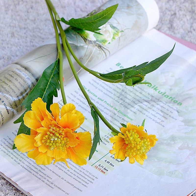 Vibrant Artificial Cornflower Floral Arrangement - Stunning Home Décor for Weddings, Photography, and Events