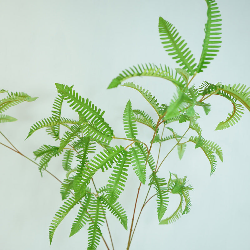 Large Artificial Fern Plant - Lifelike Greenery for Home and Garden Décor, Perfect for Indoor Display and Landscaping Projects