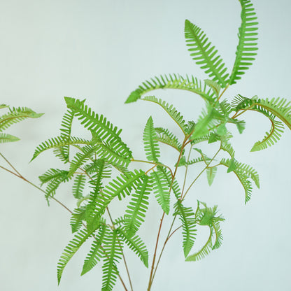 Large Artificial Fern Plant - Lifelike Greenery for Home and Garden Décor, Perfect for Indoor Display and Landscaping Projects