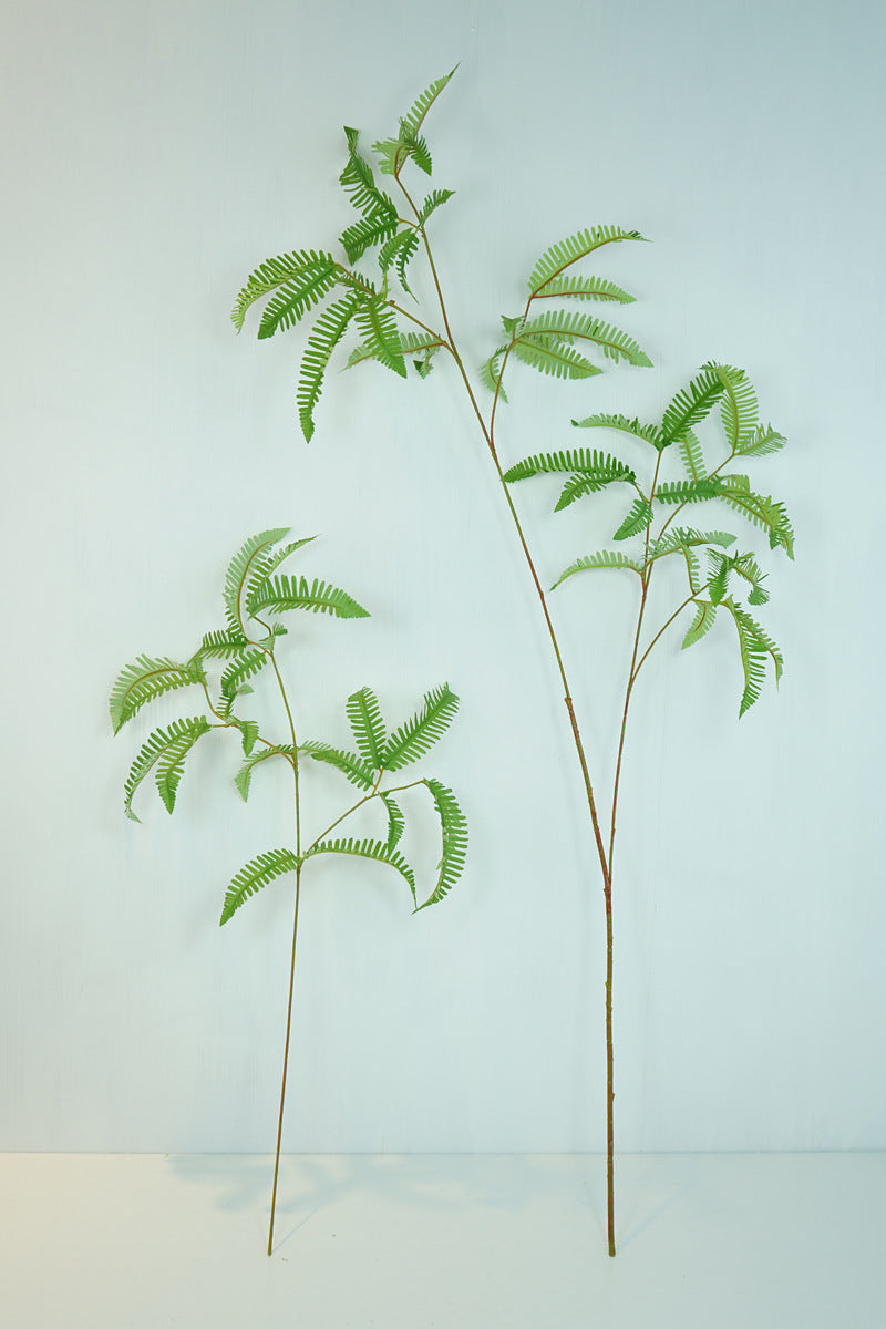 Large Artificial Fern Plant - Lifelike Greenery for Home and Garden Décor, Perfect for Indoor Display and Landscaping Projects