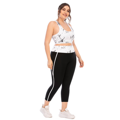 Plus Size Fitness Outfit Set Cozy Yoga Apparel with Snug Leggings and Sports Bra for Comfort for Your Active Lifestyle