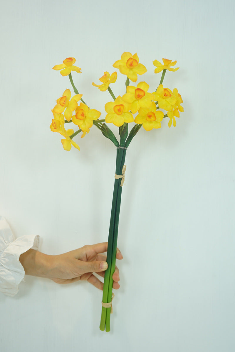 Soft Gel Narcissus Flower Bouquet for Elegant Living Room and Dining Table Decoration - Stunning Pot for Balcony Display and Luxurious Gift Idea