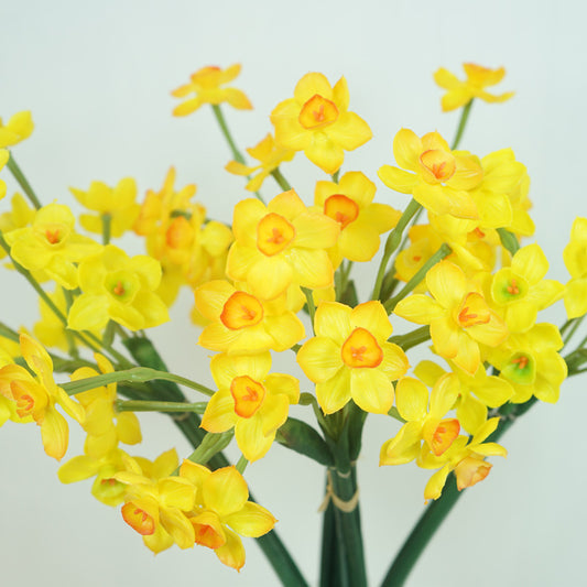 Soft Gel Narcissus Flower Bouquet for Elegant Living Room and Dining Table Decoration - Stunning Pot for Balcony Display and Luxurious Gift Idea