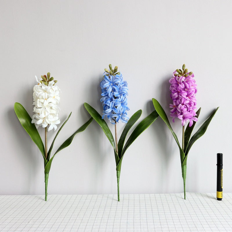 Realistic 3D Touch Hyacinth Home Decor -  Plastic Faux Daffodil Potted Plant Arrangement for Elegant Interiors