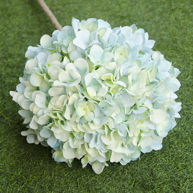 Elegant Bella Hydrangea Faux Flower Bouquet - Stunning European-Style Home Décor Decoration for Timeless Beauty