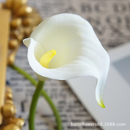 Realistic Mini Soft Silicone Calla Lily Stem - Perfect for Home Décor, Weddings, and Photography Props