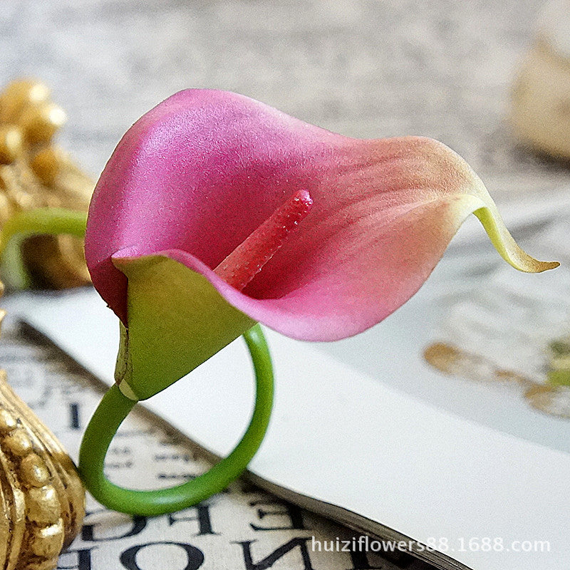 Realistic Mini Soft Silicone Calla Lily Stem - Perfect for Home Décor, Weddings, and Photography Props