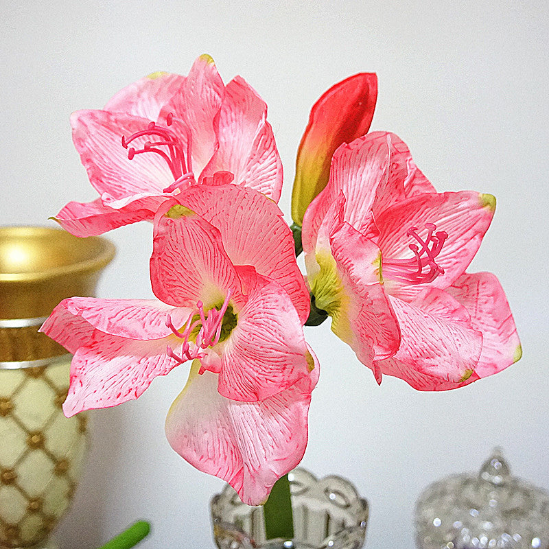 Vibrant Short-Stemmed Red Amaryllis - Realistic Artificial Flowers for Home Décor, Living Room Arrangements, Wedding Decor, and Photography Backdrops