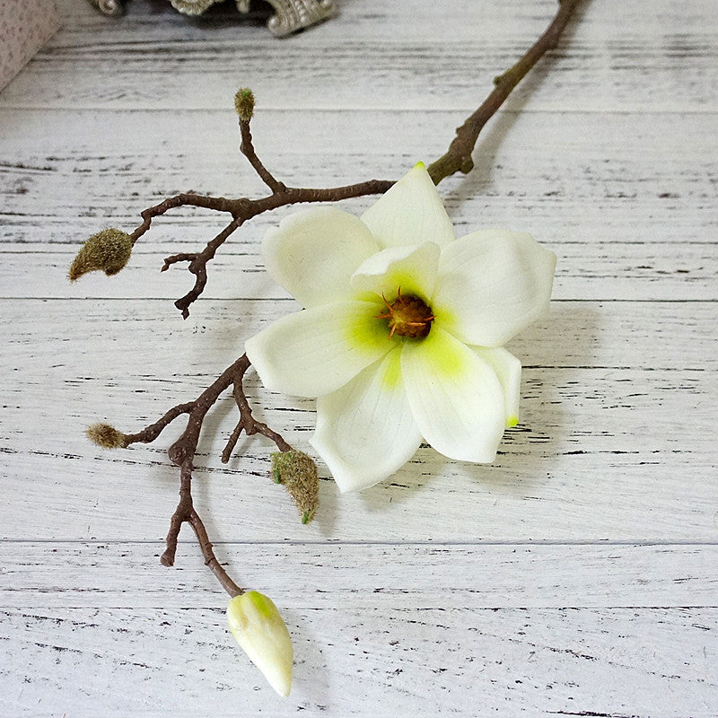 Elegant Soft Gel Short-Stemmed Magnolia & Cotton Flower Faux Floral Arrangement - Ideal for Home Decor, Weddings, and Photography Events