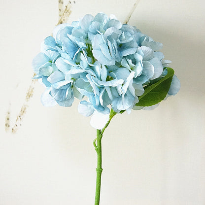 Realistic Short-Stemmed Hydrangea – Dreamy Faux Flower for Home Decor, Events & Photography – Perfect for Weddings and Soft Furnishings