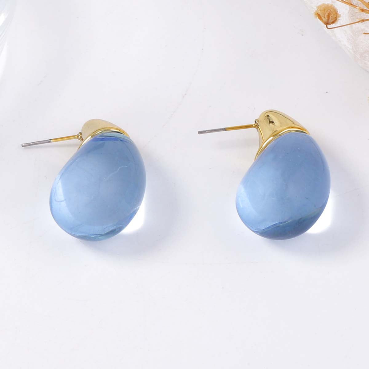 Stylish Minimalist Transparent Multi-Color Resin Water Drop Earrings for Women - Chic, Unique Design with High-End Feel