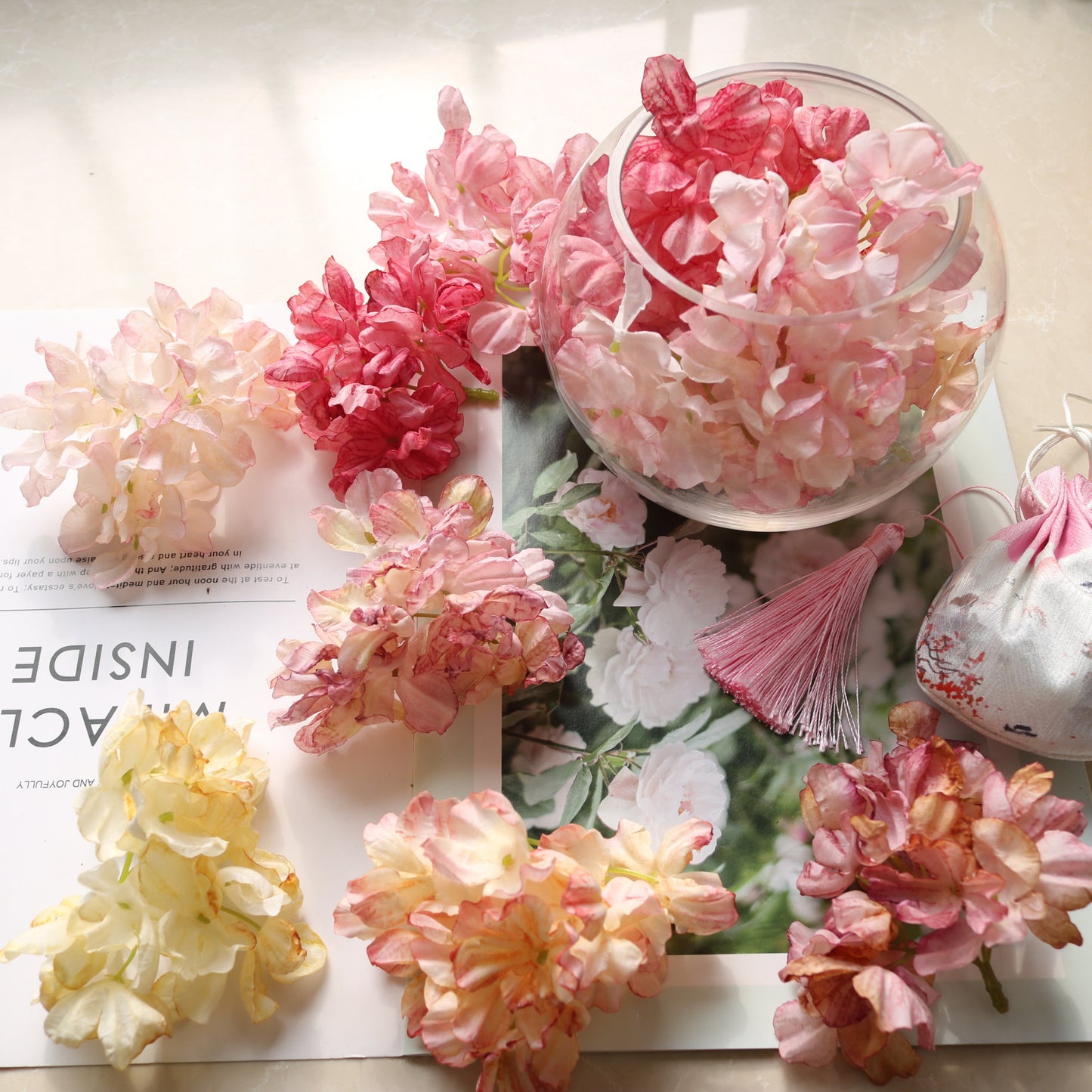 Stunning Faux Hydrangea Flower Heads with Rustic Burnt Edges - Perfect for DIY Hair Accessories, Wedding Decorations, and Floral Arrangements