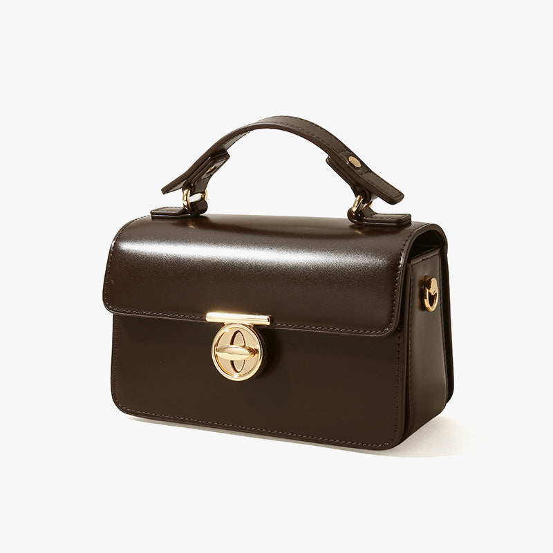 Chic Korean Inspired Envelope Bag Unique Design Crossbody Purse for Fashion Forward Women Genuine Leather Work and Commute Handbag