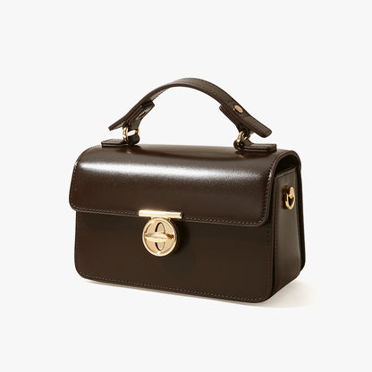 Chic Korean Inspired Envelope Bag Quality Crossbody Handbag for Women Unique Design Versatile Leather Shoulder Bag for Office and Casual Wear