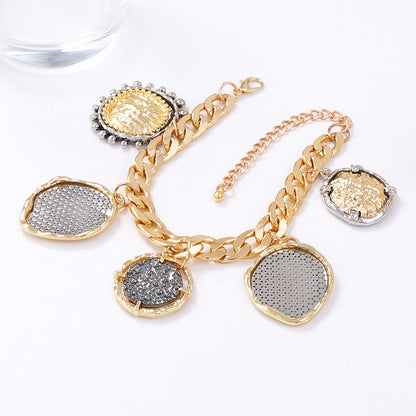 Chic Lightweight Luxury Casual Geometric Badge Coin Pendant Necklace for Women – Stylish Alloy Chain for Effortless Elegance