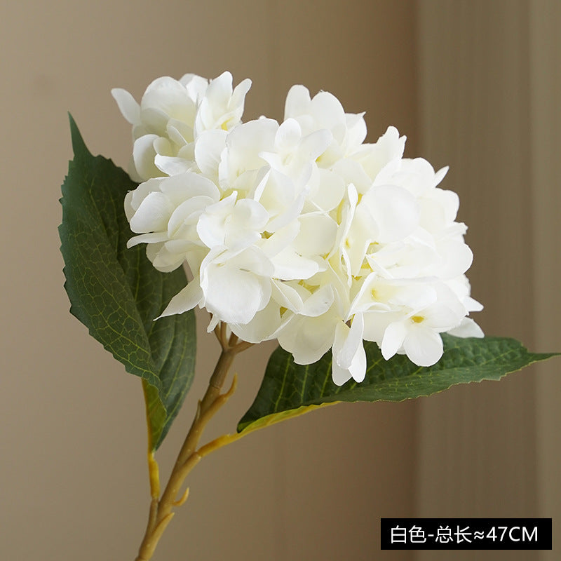 Lifelike Hydrangea Silk Flower Arrangement - Stunning Faux Floral Decor for Home, Weddings, and Event Arches, Perfect for Pathway Decorations and Elegant Displays