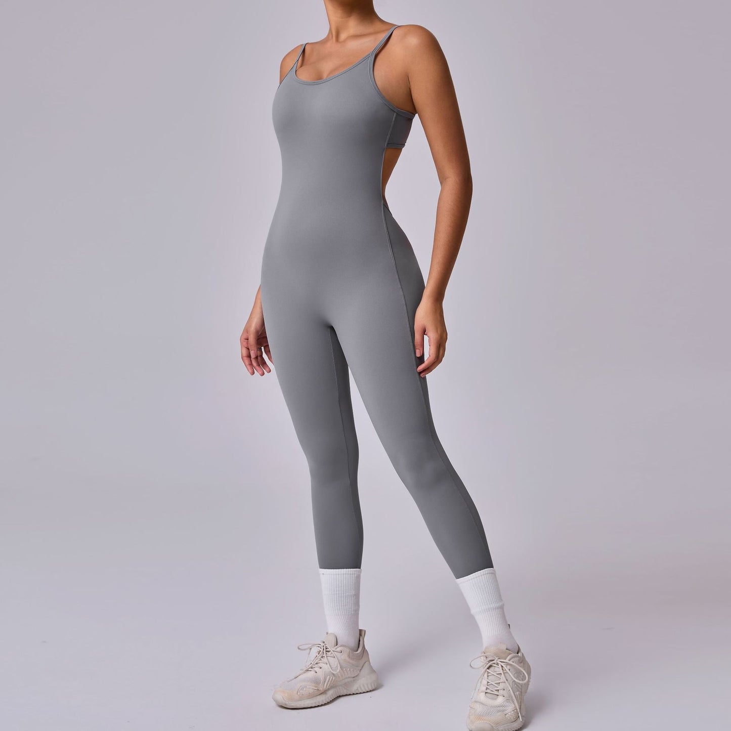 Two Piece Look Breathable Bodycon Yoga Jumpsuit Moisture Wicking Butt Lifting Design for Comfort and Style in Your Workout