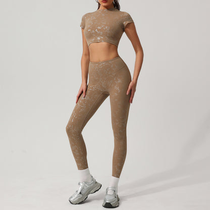 Elegant Silver Foil Yoga Outfit for Women Outdoor Training and Running Long Sleeve Fitness Set