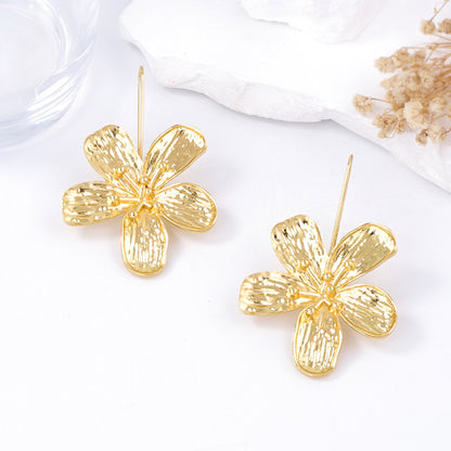 Stylish Retro-Inspired Floral Hoop Earrings for Women – Unique, Elegant, and Perfect for Any Occasion